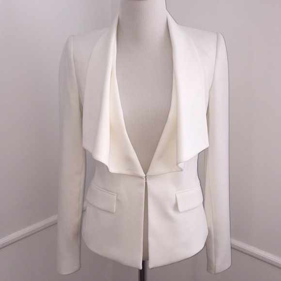 BCBGMaxAzria Jackets & Blazers - BCBGMAXAZRIA White Blazer